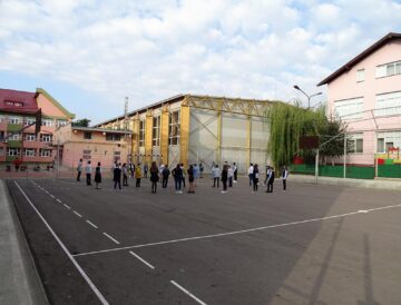 Cel mai ciudat început de an școlar – la unii online, la alții în grupuri restrânse