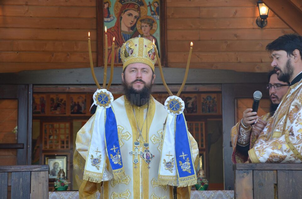 Binecuvântare arhierească la Drăgoiasa - Panaci