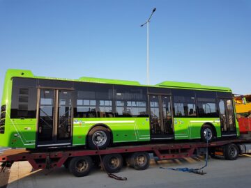 Primele autobuze electrice din lotul de 25 au ajuns în Suceava