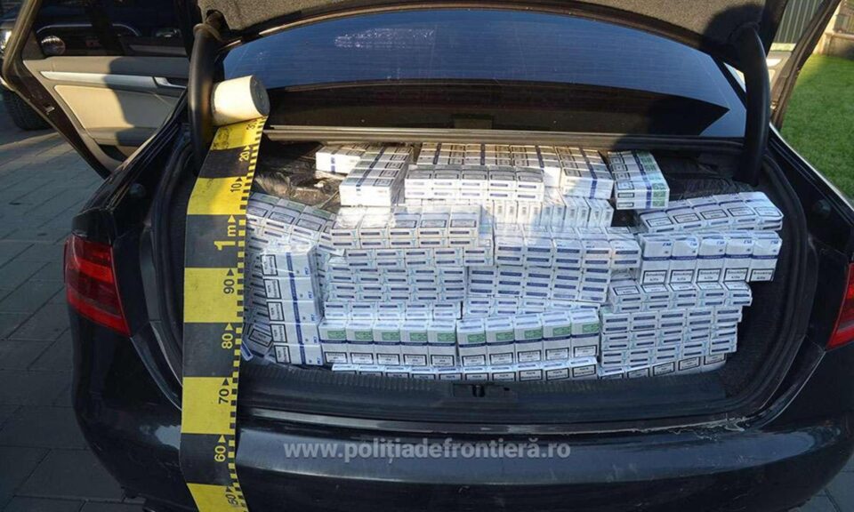 Una dintre mașinile cu țigări de contrabandă