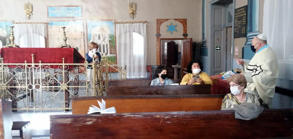 Evreii suceveni au celebrat sâmbătă Anul Nou, cu regulile impuse de pandemie