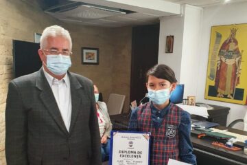 Tânărul sportiv Alexandru Raul Iliuță, premiat de primarul Ion Lungu