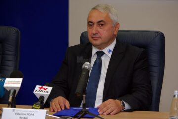 Prof. univ. dr. ing. Valentin Popa, rectorul Universității ”Ștefan cel Mare” din Suceava