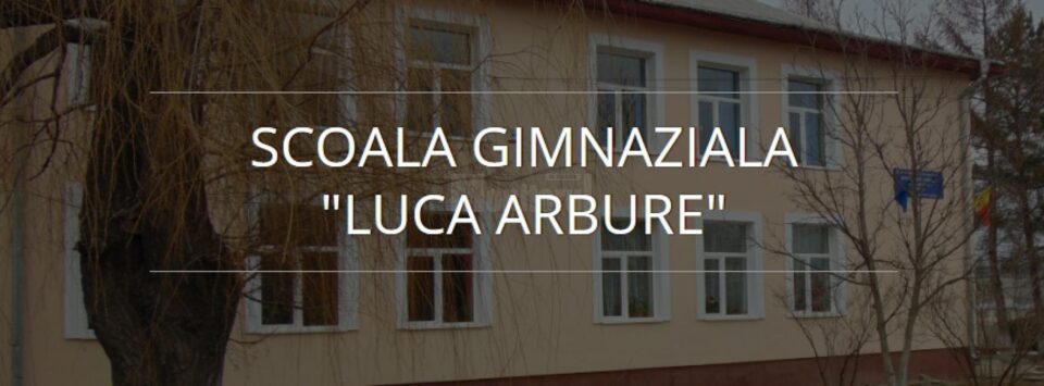 Îngrijorare în rândul părinților copiilor de la Școala Arbore după ce șoferul microbuzului școlar a fost confirmat cu Covid-19