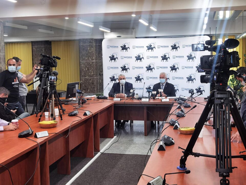 Primarul Ion Lungu și rectorul USV, Valentin Popa, au anunțat înființarea centrului național olimpic de pregătire a juniorilor la handbal masculin