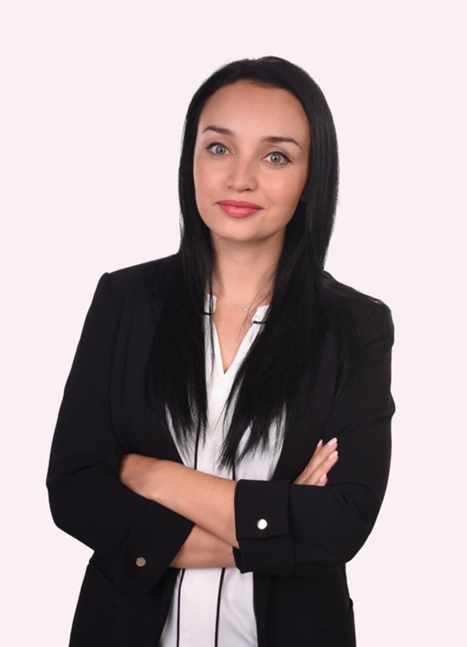 Candidatul Pro România la funcția de presedinte al CJ Suceava, Alexandra Harja Samsonescu Candidatul Pro România la funcția de presedinte al CJ Suceava, Alexandra Harja Samsonescu