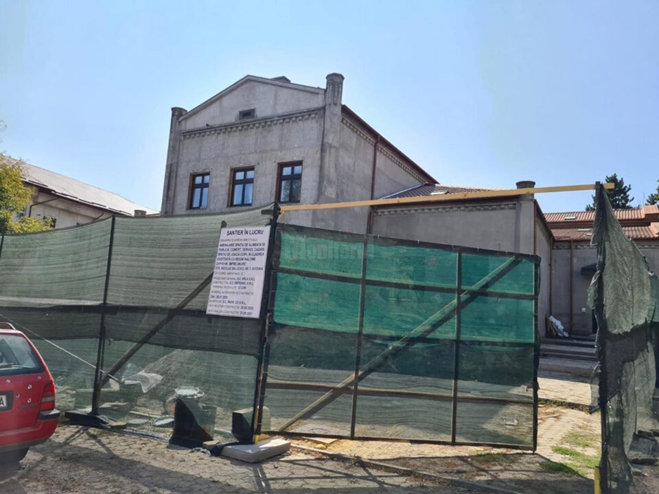 Se lucrează intens la fostul Restaurant Național