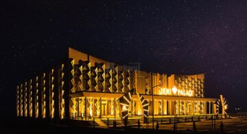 JENI PALACE - ARATA FABULOS NOAPTEA