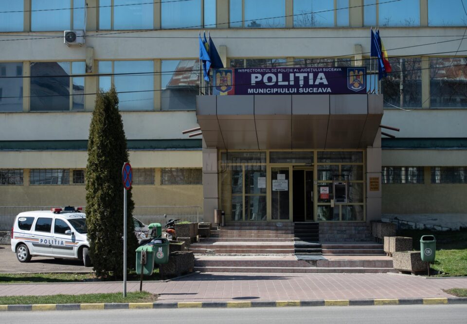 Controale la magazine sătești și dosare penale pentru contrabandă, chiar și pentru 10 pachete