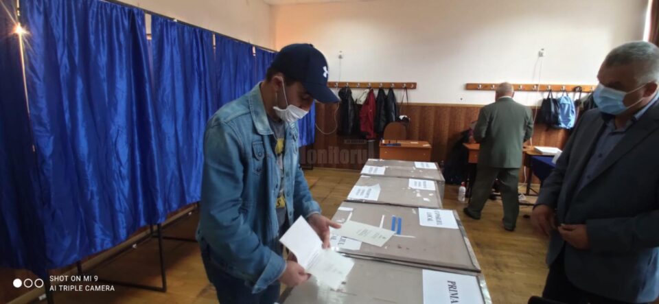 Vasile Bolohan a venit de la aproape 3000 de kilometri ca să voteze la alegerile locale
