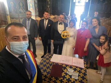 Viceprimarul Lucian Harșovschi a oficiat căsătoria a 19 cupluri care și-au unit destinele în preajma alegerilor locale