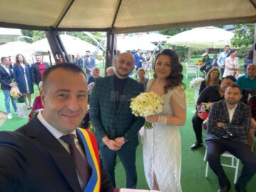 Viceprimarul Lucian Harșovschi a oficiat căsătoria a 19 cupluri care și-au unit destinele în preajma alegerilor locale