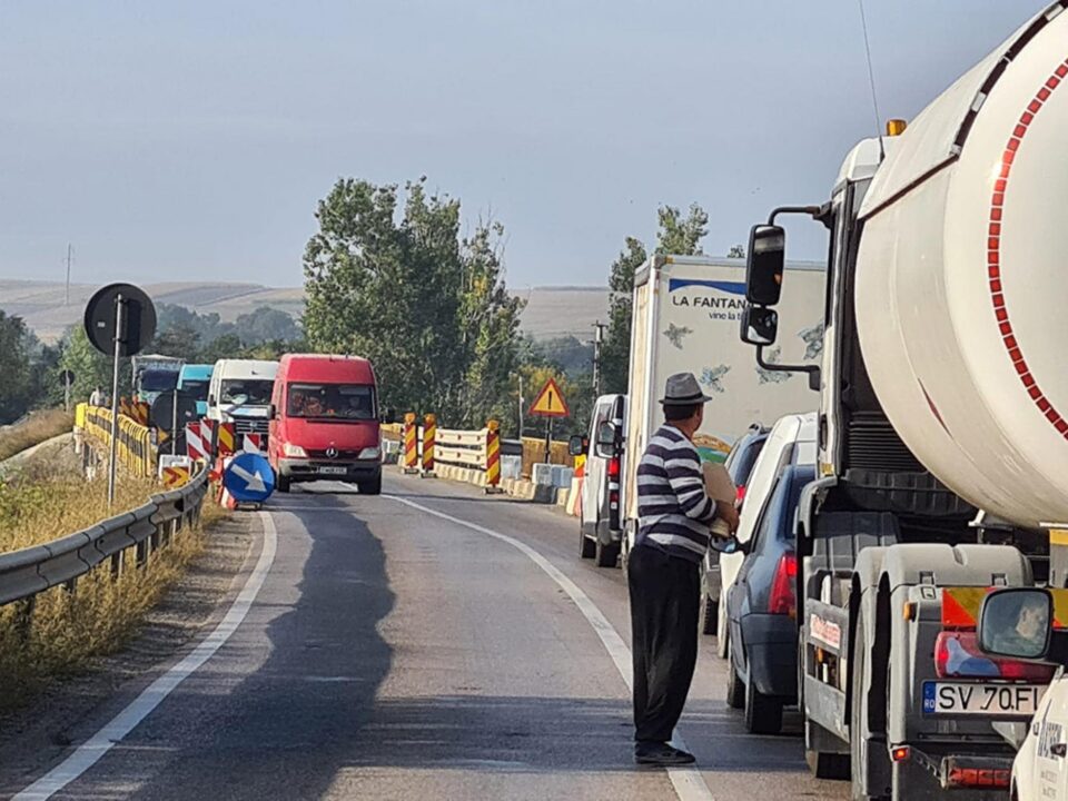 Podul de la Milișăuți, avariat grav, dar fără nici o perspectivă concretă de a fi reparat