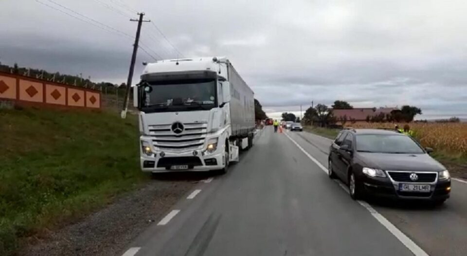 Vehiculul greu implicat în accident