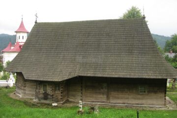 A fost aprobată „Ruta culturală a bisericilor de lemn din Bucovina”