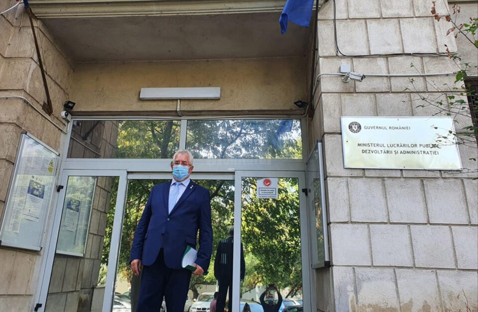 Tur de forță al primarului Sucevei pe la ministere, în București