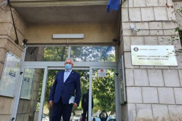 Tur de forță al primarului Sucevei pe la ministere, în București