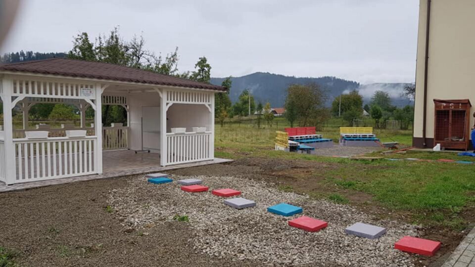 „Clasa din curtea școlii”, proiect educațional la Școala Gimnazială Bucșoaia
