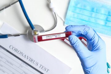 Șapte elevi, o studentă și trei profesori, confirmați cu Covid Sursa foto europafm.ro