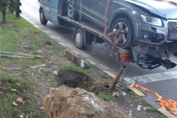 Accident în intersecție