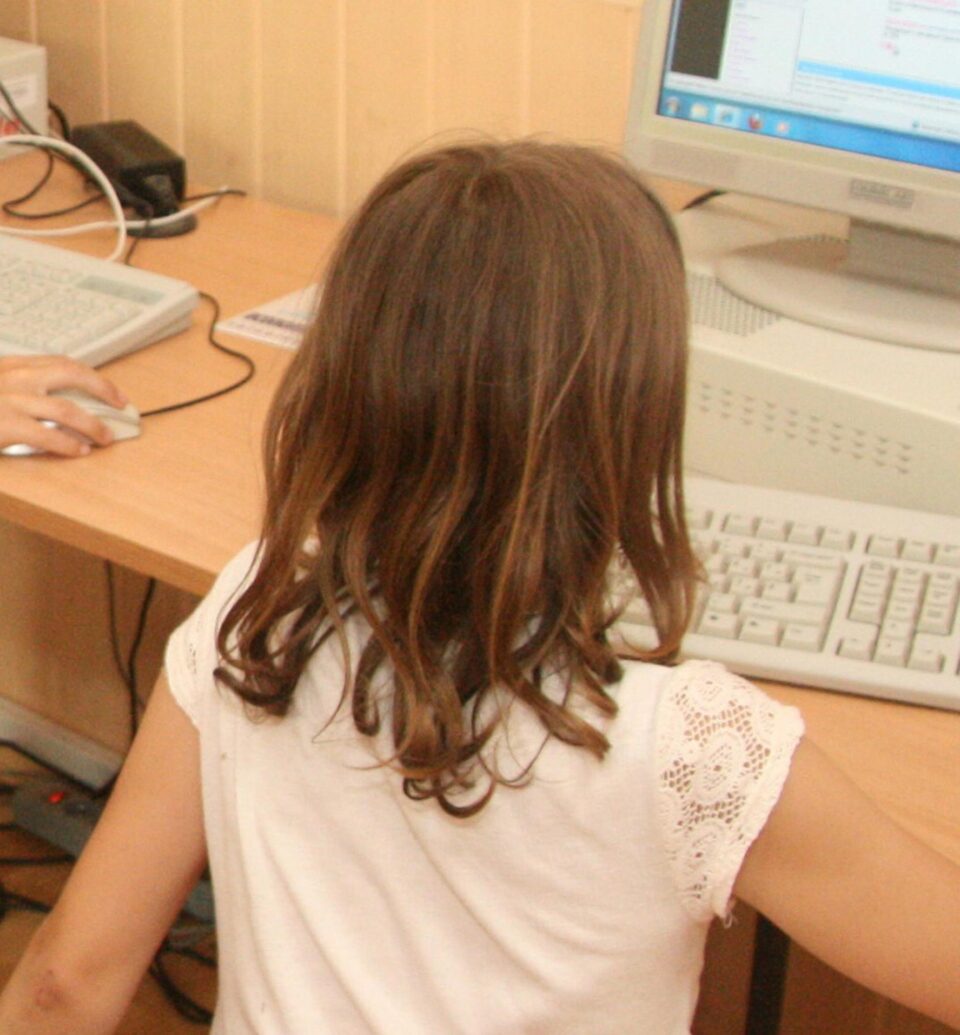 Colegiul de Artă Suceava, Școala „Al. I. Cuza” Fălticeni și școlile din Todirești și Fundu Moldovei trec pe scenariul roșu Colegiul de Artă Suceava, Școala „Al. I. Cuza” Fălticeni și școlile din Todirești și Fundu Moldovei trec pe scenariul roșu