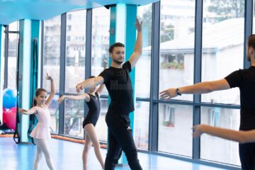 Programe speciale de pregătire, personalizate, unice, la Omnia Centrum, una dintre cele mai moderne săli de fitness din Suceava. Foto: Ema Motrescu