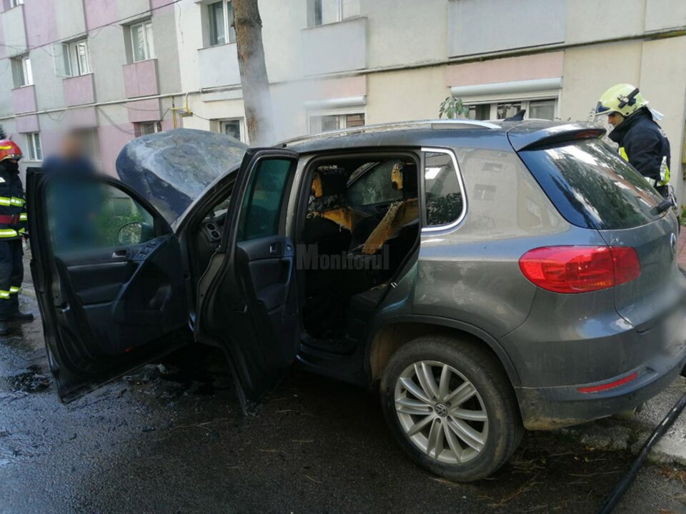 VW Tiguan, distrus de flăcări în cartierul Zamca