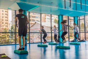 Programe speciale de pregătire, personalizate, unice, la Omnia Centrum, una dintre cele mai moderne săli de fitness din Suceava. Foto: Ema Motrescu