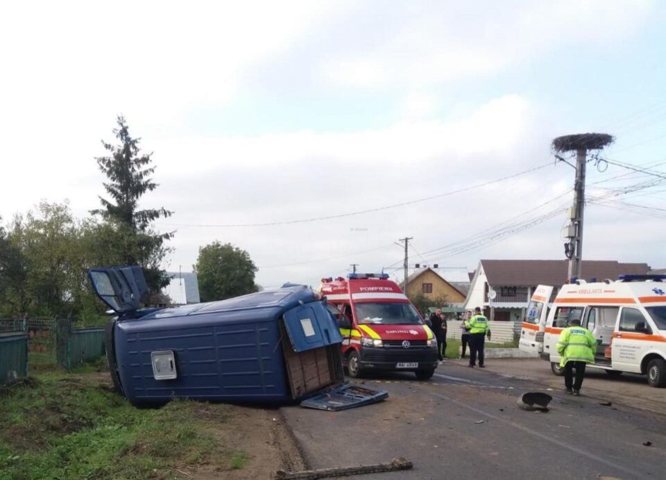 4 minori și 3 adulți, implicați într-un accident produs în comuna Satu Mare