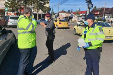 masti distribuite de poltisti1