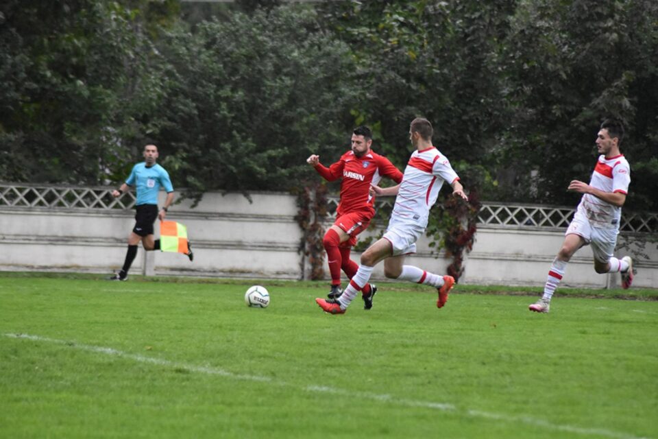 Stoian a înscris din nou pentru Bucovina, ajungând la 5 reușite în acest sezon. Foto Tudy-Sportul botosanean in imagini Stoian a înscris din nou pentru Bucovina, ajungând la 5 reușite în acest sezon. Foto Tudy-Sportul botosanean in imagini