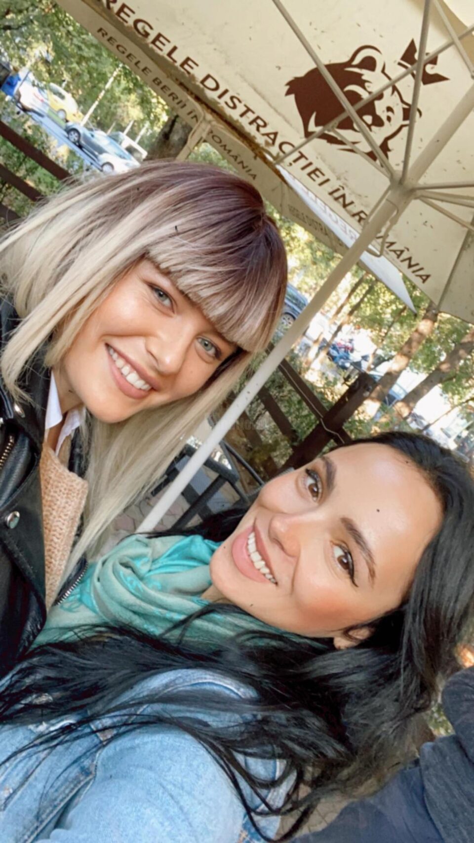 Ana Maria Antăl (stânga) și Laura Blanaru