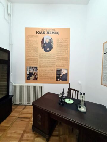 Ioan Nemeș la muzeul din Dorohoi
