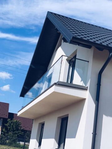 Balustrade din sticlă cu performanțe de siguranță și eleganță de la Gridoma