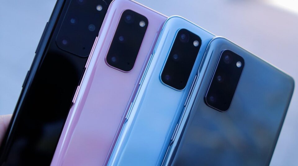 Galaxy S20 vs. S20 Ultra vs. S20 Plus: ce telefon Samsung ți se potrivește Galaxy S20 vs. S20 Ultra vs. S20 Plus: ce telefon Samsung ți se potrivește