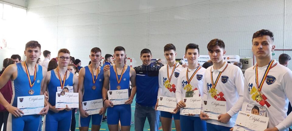 Canotorii de la CSM Suceava antrenați de Ioan Despa s-au întors medaliați de la Naționalele de seniori Canotorii de la CSM Suceava antrenați de Ioan Despa s-au întors medaliați de la Naționalele de seniori