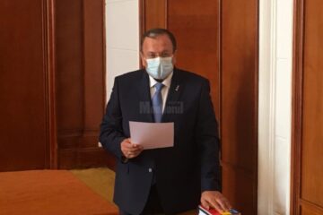 Gheorghe FLutur a depus jurământul pentru al treilea mandat de președinte al Consiliului Județean Suceava