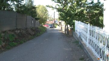 Drumul îngust și nemarcat