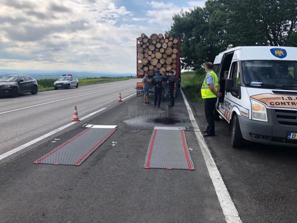 Platforma autorizată de cântărire a ISCTR Suceava, evitată de camionagii cât se poate de legal Platforma autorizată de cântărire a ISCTR Suceava, evitată de camionagii cât se poate de legal