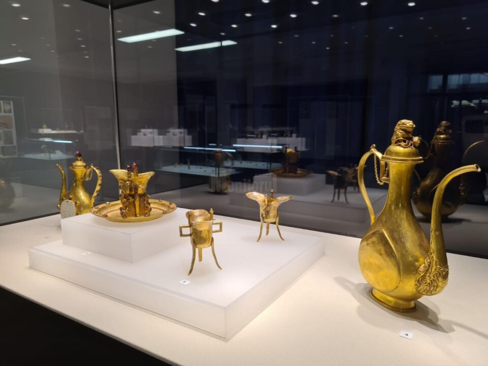 ”Aurul împăraților chinezi”, o expoziție de excepție la care vă așteaptă Muzeul Național al Bucovinei
