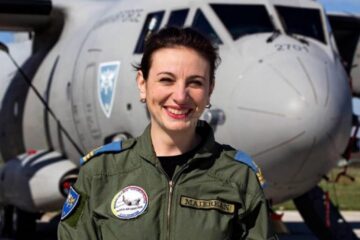 Suceveanca Simona Maierean este prima femeie pilot din Europa al unei aeronave de transport NATO