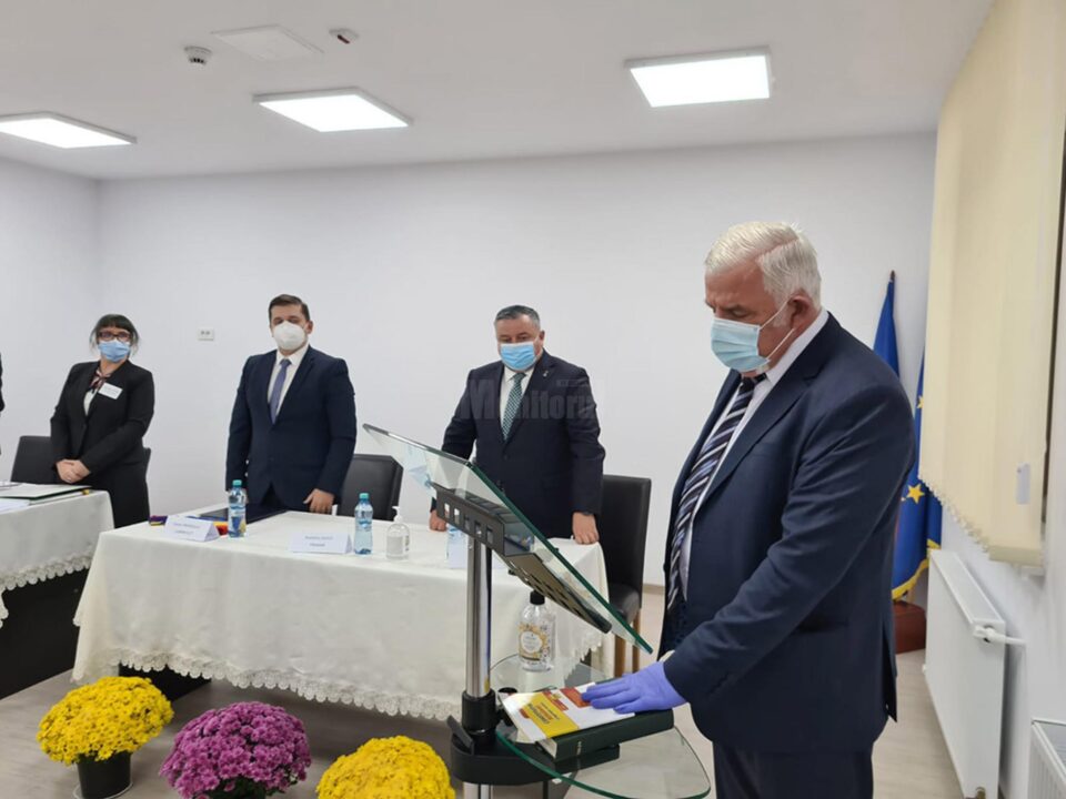 Dumitru Gulei a depus jurământul pentru primul mandat de primar al comunei Ipotești