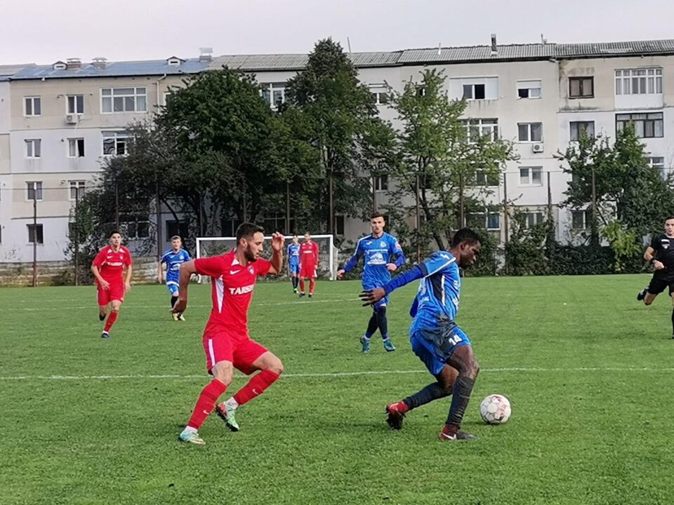 Partida de la Husi s-a incheiat cu victoria radautenilor. Foto Cristian Lapa