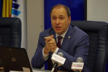 Profesor universitar doctor Mihai Dimian, prorectorul Universității „Ștefan cel Mare” Suceava