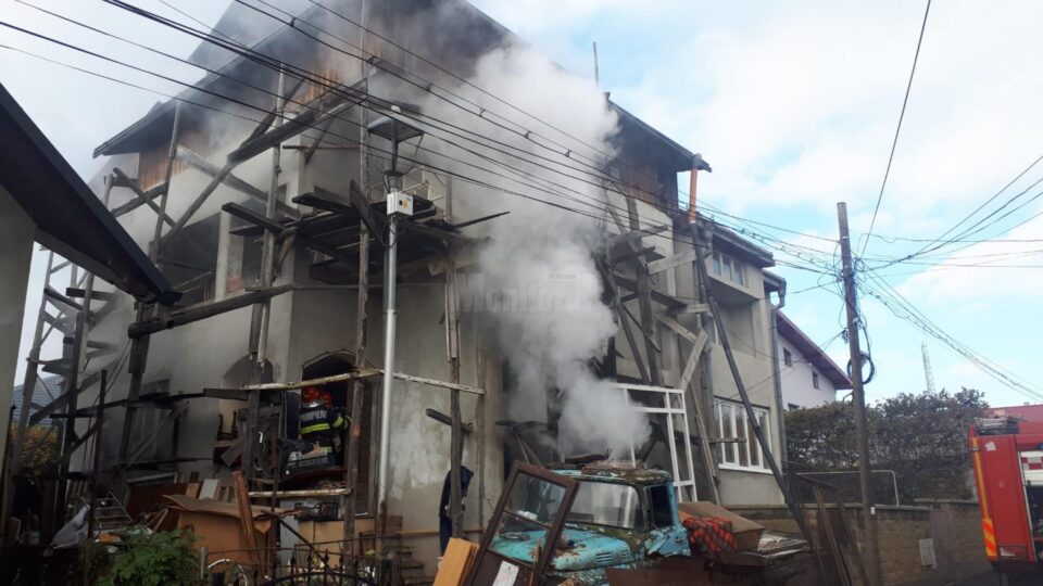 Incendiu izbucnit în subsolul unei case din cartierul Zamca