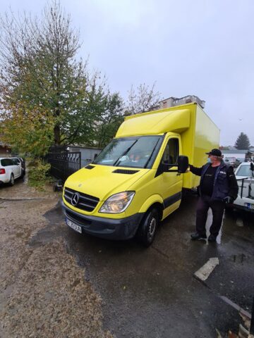 Moș Crăciun a venit la început de noiembrie pentru copiii de la Centrul Școlar de Educație Incluzivă