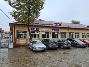 Moș Crăciun a venit la început de noiembrie pentru copiii de la Centrul Școlar de Educație Incluzivă