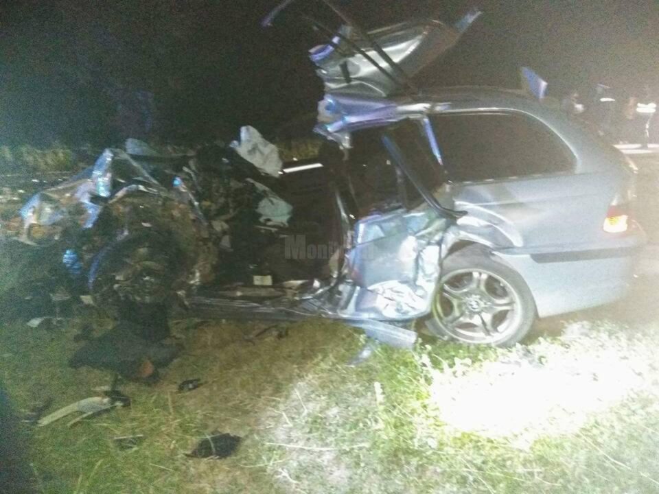 Impactul dintre cele doua masini a fost deosebit de violent