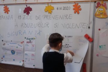 Proiectul „Fii schimbarea pe care vrei să o vezi în lume”, la Școala Gimnazială nr. 4 Suceava