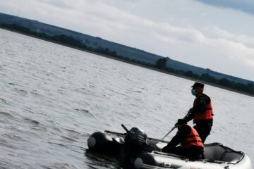 Pescarii, căutați de pește de jandarmi